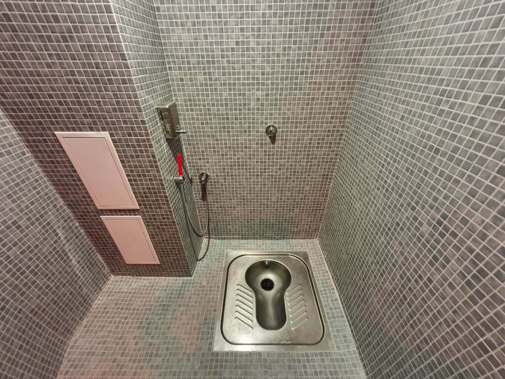 Les Bains d’Odessa, la sauna gay de osos y maduros en Paris 25 Les Bains d’Odessa, la sauna gay de osos y maduros en Paris