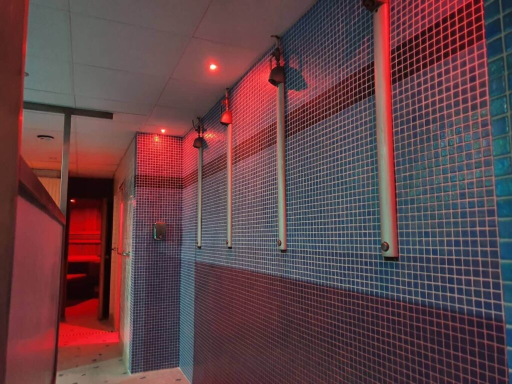 Les Bains d’Odessa, la sauna gay de osos y maduros en Paris 7 Les Bains d’Odessa, la sauna gay de osos y maduros en Paris