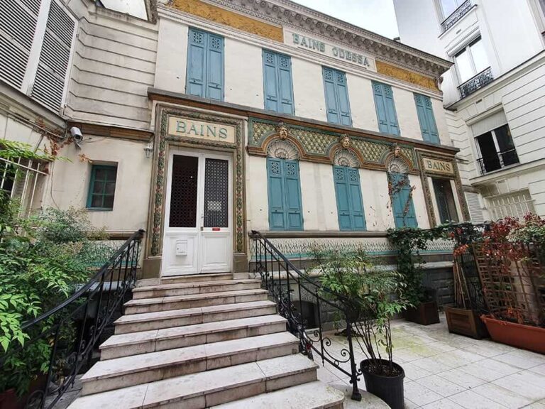 Les Bains d'Odessa paris fachada