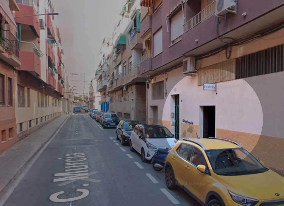 basaky-gay-sauna-alicante-entrada