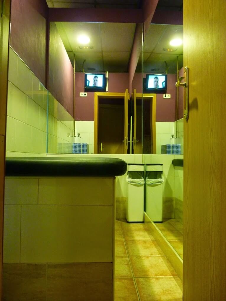 Sauna Puerta de Toledo: Un Refugio Íntimo en el Corazón de Madrid 3 Sauna Puerta de Toledo: Un Refugio Íntimo en el Corazón de Madrid