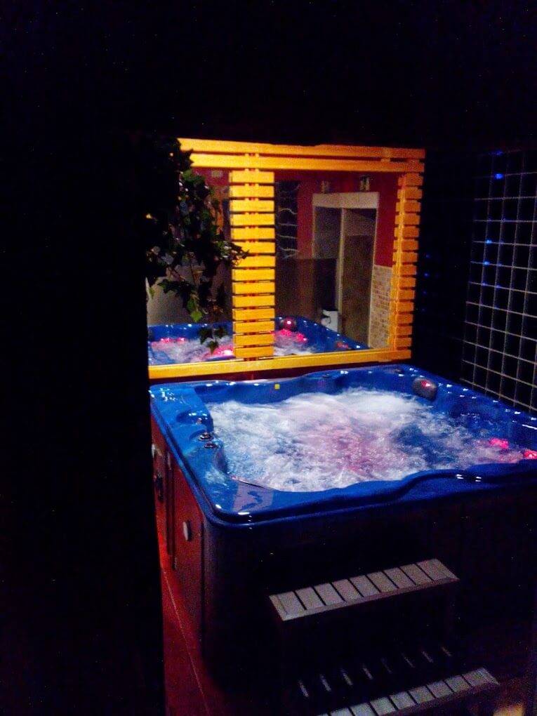 Sauna Puerta de Toledo: Un Refugio Íntimo en el Corazón de Madrid 9 Sauna Puerta de Toledo: Un Refugio Íntimo en el Corazón de Madrid