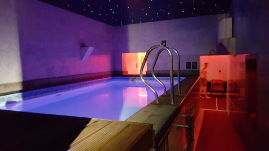 Sauna Macho de Bruselas: La Guía Definitiva de la sauna de la capital europea