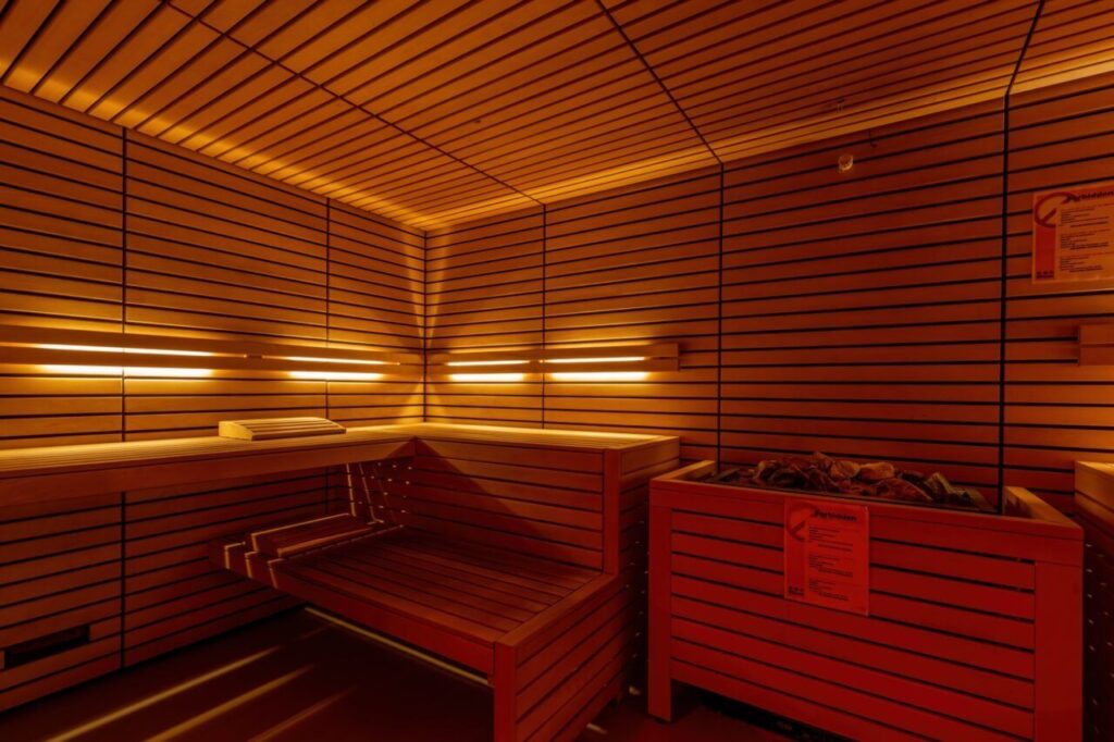 Sauna Macho de Bruselas: La Guía Definitiva de la sauna de la capital europea